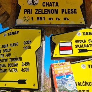 #chataprizelenomplese1551m #chataprizelenomplese #vysoketatry #tatry #tatrymountains #slovensko #turistikanaslovensku...